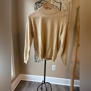 Vintage Pendleton Quiet Luxury Old Money  Wool Mock Neck Sweater in Gold Shimmer
